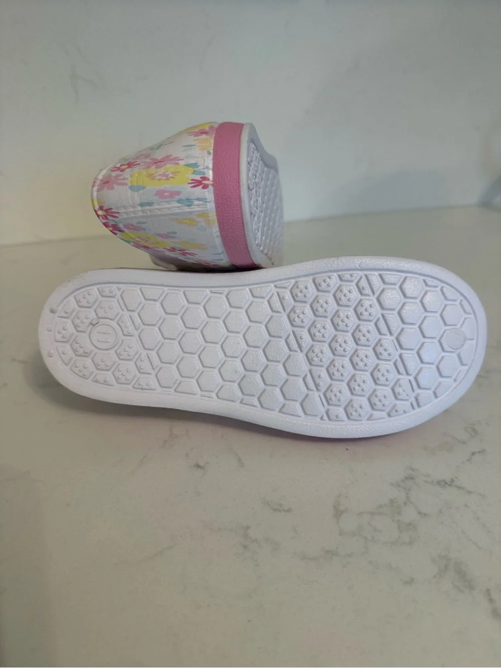 Cat & Jack Kids Floral Slip-On Shoes in White and Pink
